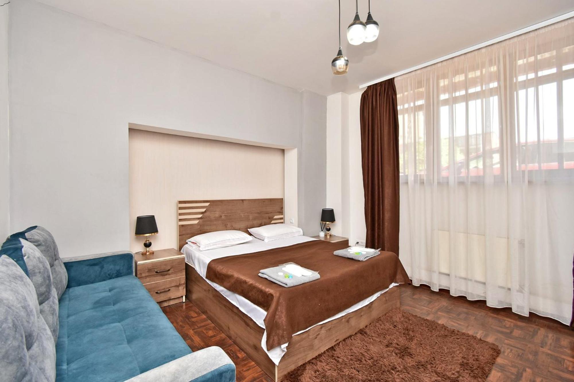 A&S Hotel Ереван Екстериор снимка